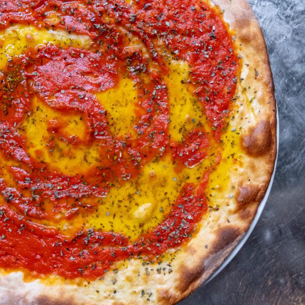Marinara pizza at Florios